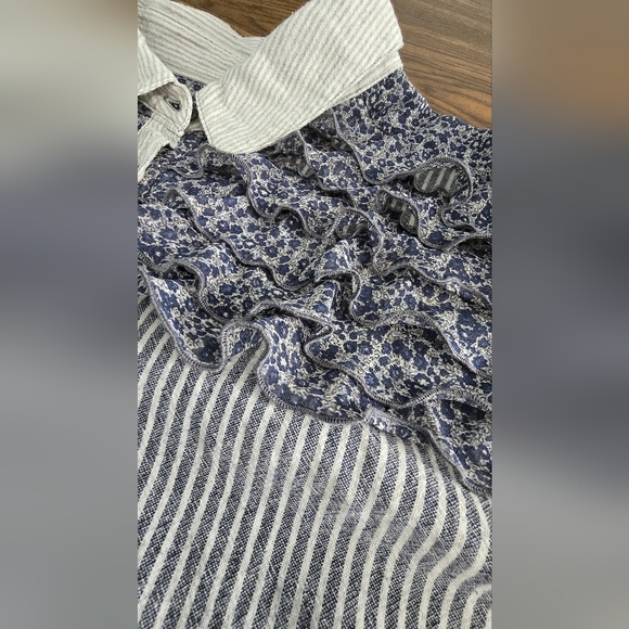 FREE PEOPLE Ruffled Button Up Large - Picture 3 of 13